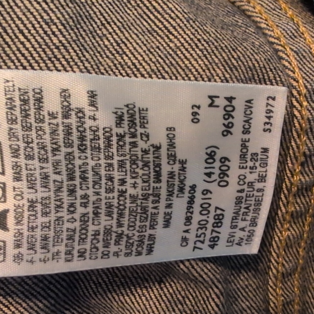Levi's Trucker Jean Jacket Size M - Picture 12 of 12